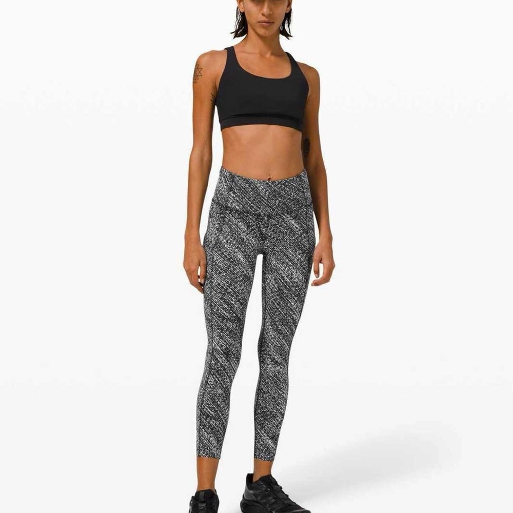 Lululemon Fast and Free High-Rise Crop 23" *Non-Reflective size 4